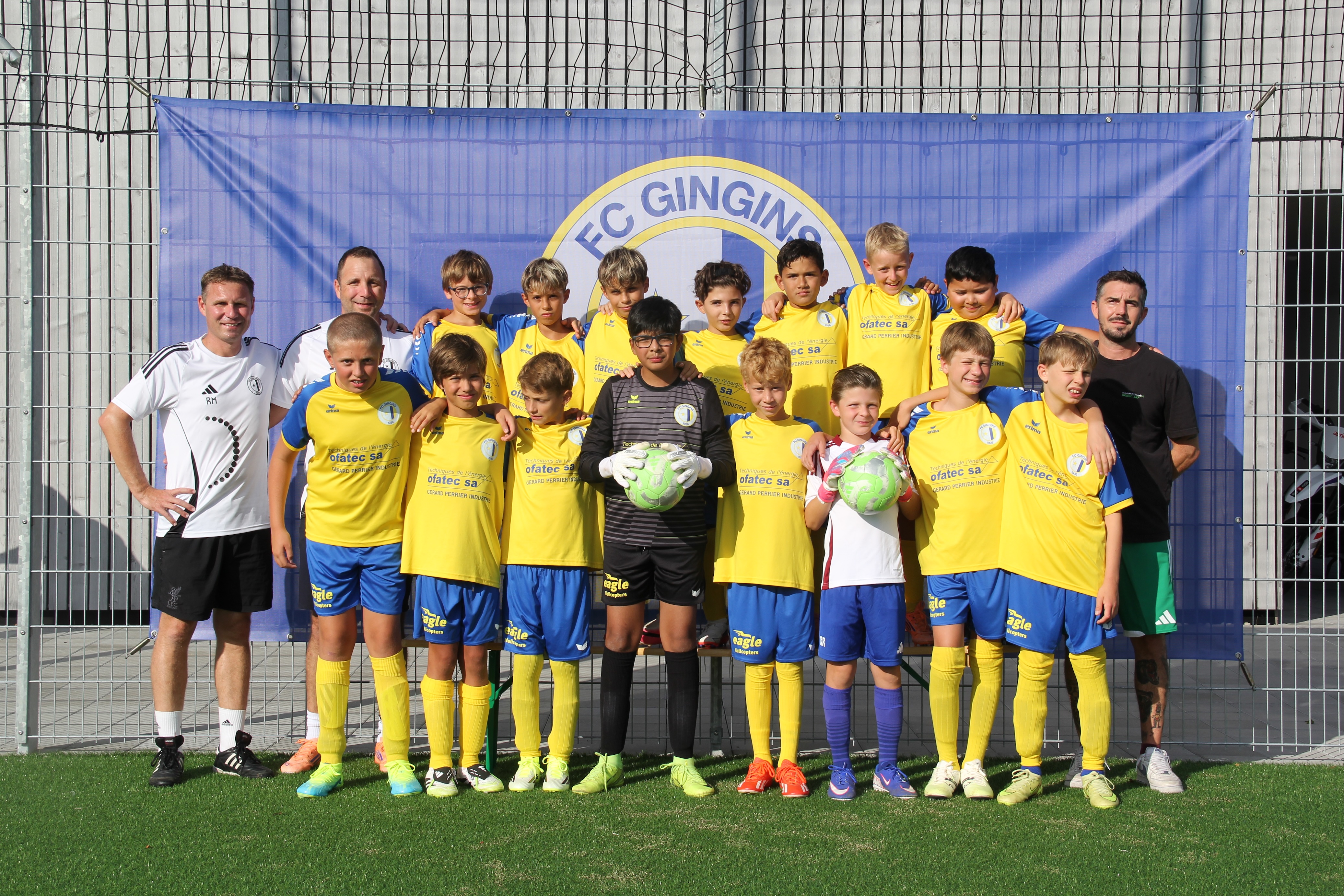 Juniors D4 Image